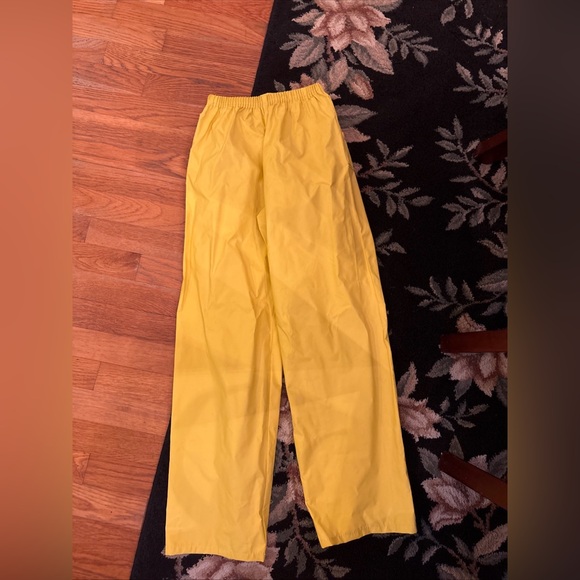 Bright Yellow Elastic Waist rain Pants kids size large in excellent condition - Picture 1 of 8
